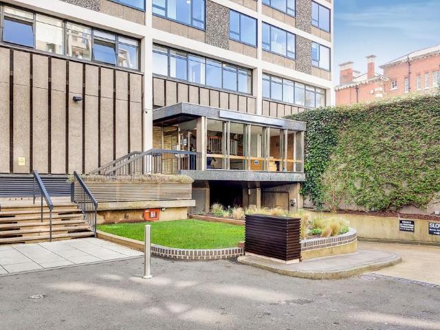 Flat for sale in Greater London