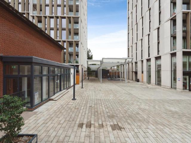 Flat for sale in Greater London