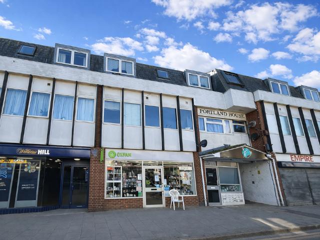 Flat for sale in Sheerness, Oad Street