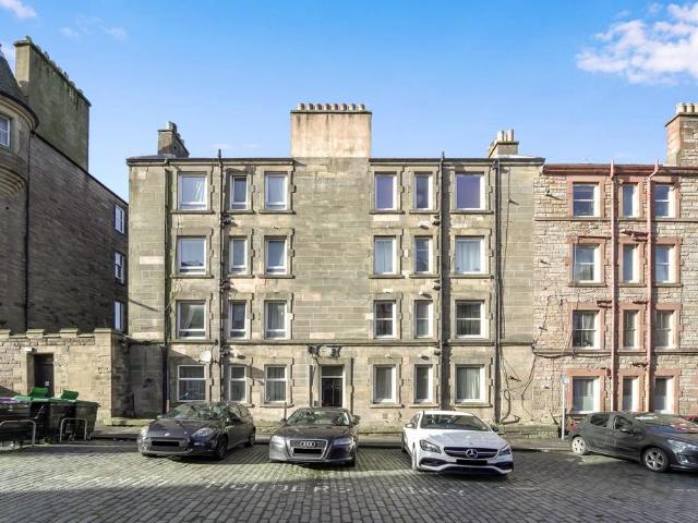 Flat for sale in Gorgie/Dalry, Scotland