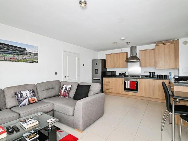 Flat for sale in Troy Town, Rochester