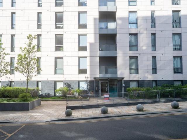Flat for sale in Baltic Triangle, Calderstones