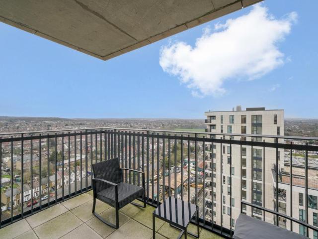 Flat for sale in Wealdstone, Greater London