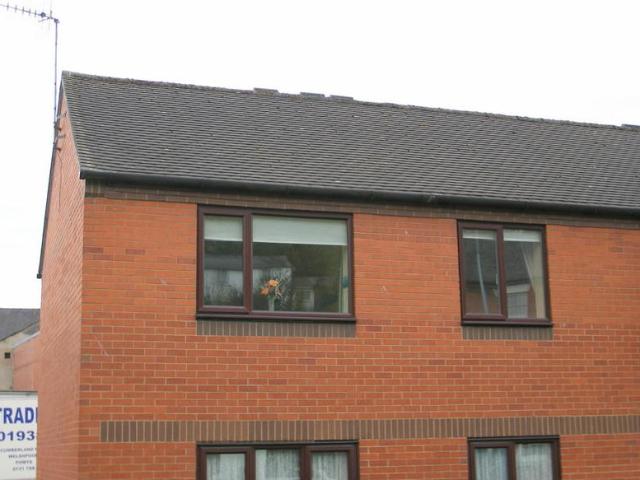 Flat for sale in Welshpool, Wales