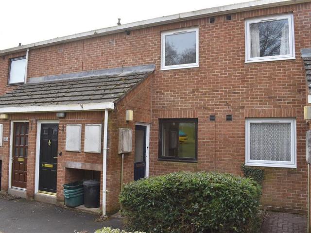 Flat for sale in Fell Lane