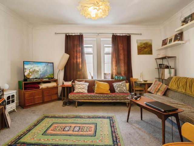 Flat for sale in Saltmead, Falcon Lodge