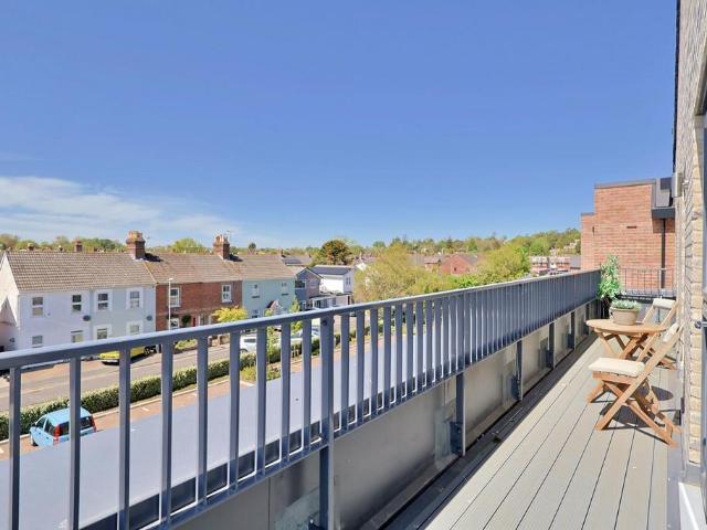 Flat for sale in St Johns, Wimborne
