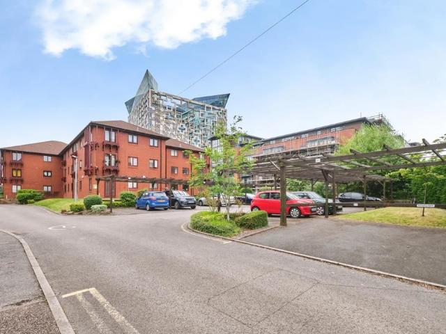 Flat for sale in Edgbaston, West Midlands