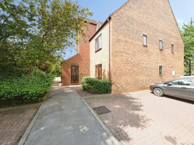 Flat for sale in Haddon, East Midlands