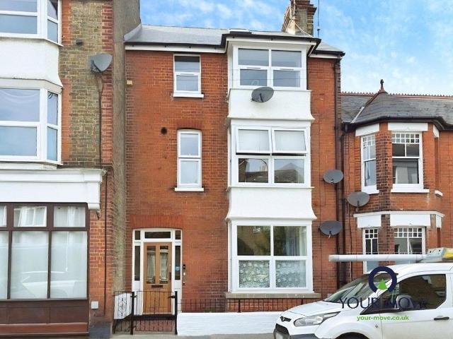 Flat for sale in Upton, Acol