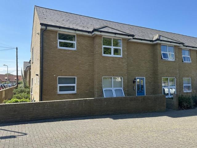 Flat for sale in Middle Deal, Ash