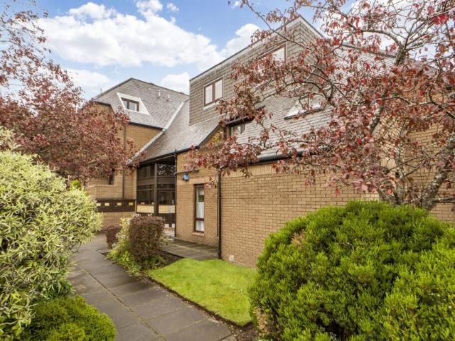 Flat for sale in Murrayfield, City of Edinburgh