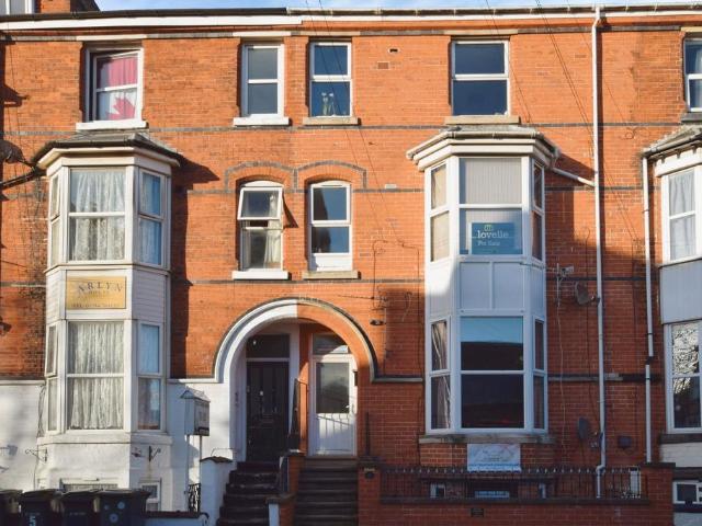Flat for sale in Belleau, Lincolnshire