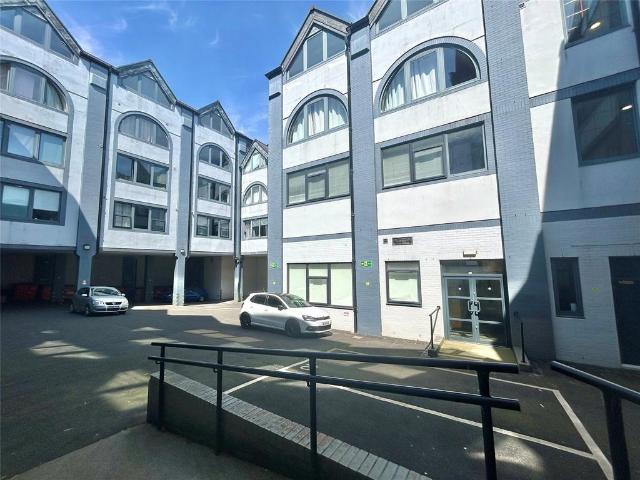 Flat for sale in Birkenhead, Wirral