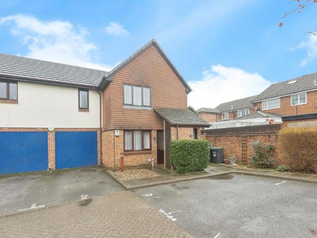 Flat for sale in Milton, Hamerton