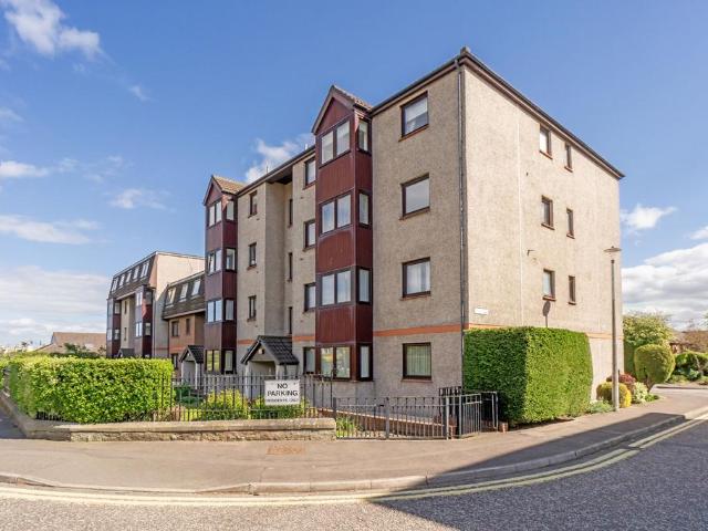 Flat for sale in Craigentinny, Scotland