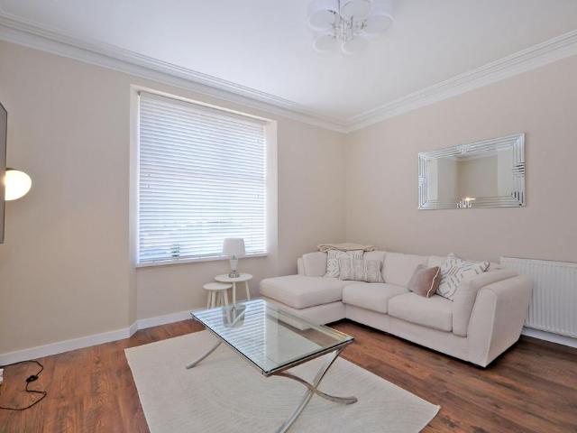 Flat for sale in Ballindoch, Scotland