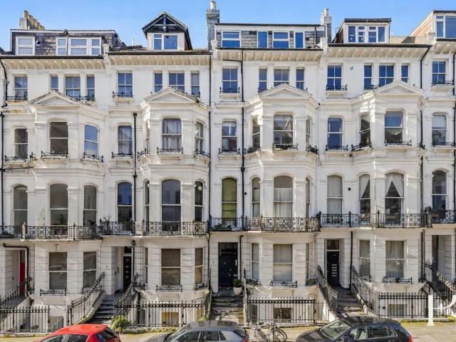 Flat for sale in Brunswick, Brighton & Hove