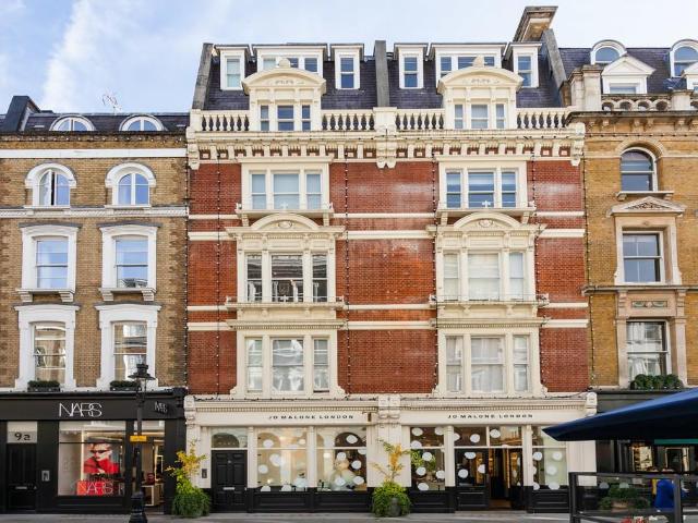 Flat for sale in Covent Garden, Greater London