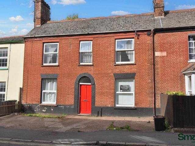 Flat for sale in Watergate, Devon