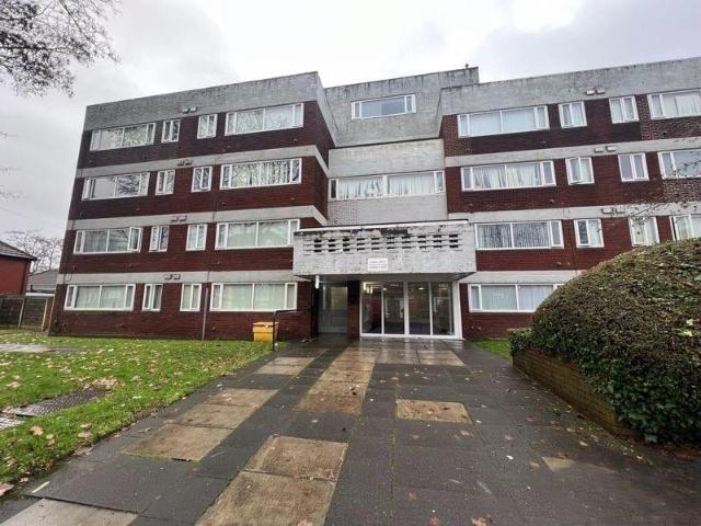 Flat for sale in Georgia, Greater Manchester