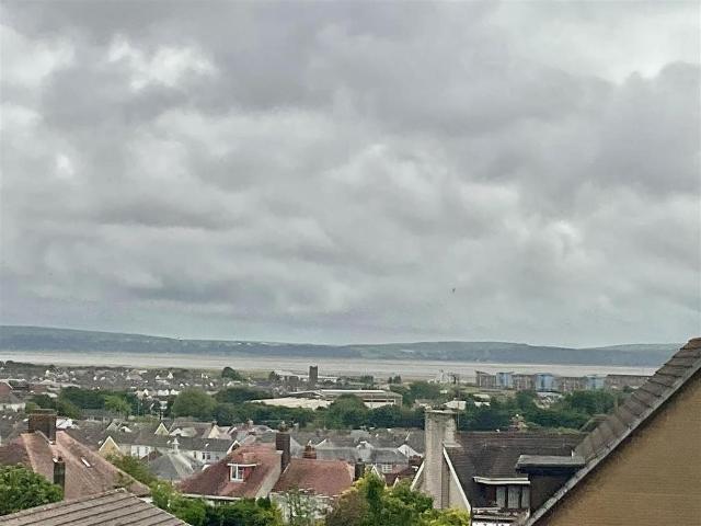 Flat for sale in Mount Pleasant, Wales