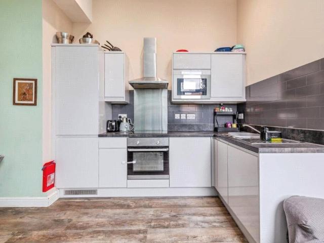 Flat for sale in Troy Town, Rochester