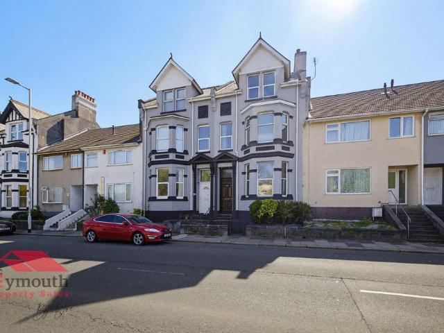 Flat for sale in Keyham, Mount Wise