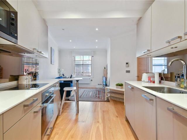 Flat for sale in Soho, Greater London