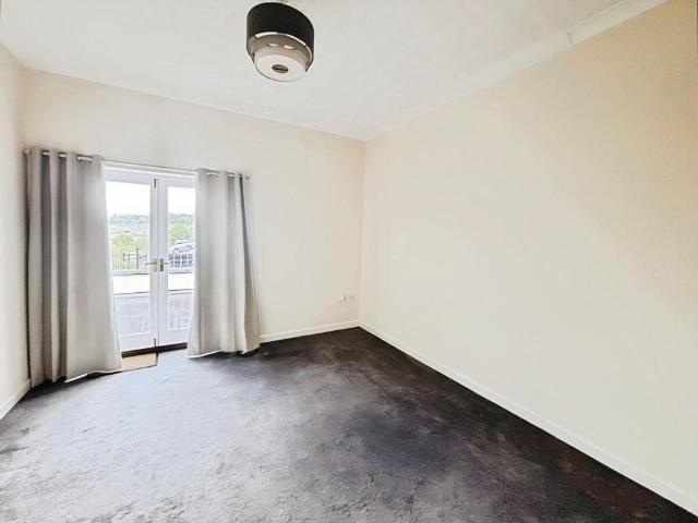 Flat for sale in Ewens Farm, Cheltenham