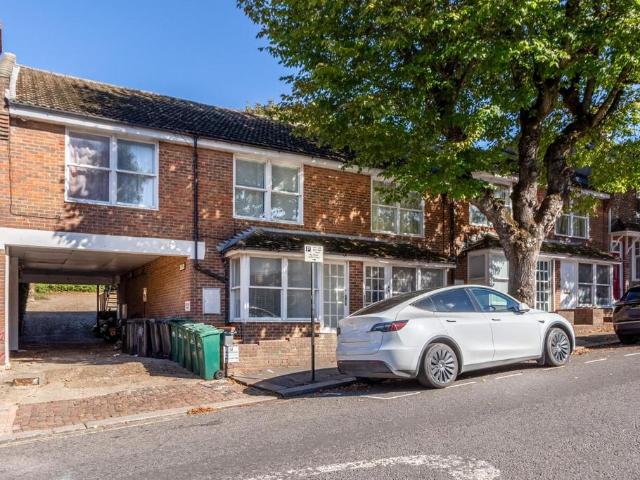 Flat for sale in Hollingdean, Brighton