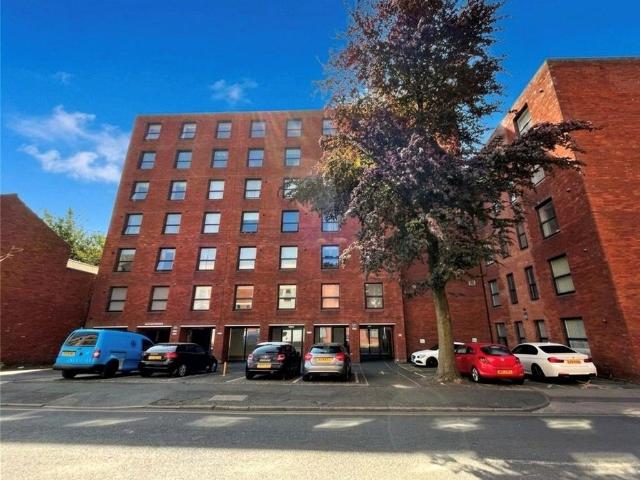 Flat for sale in Avenham, Higher Bartle