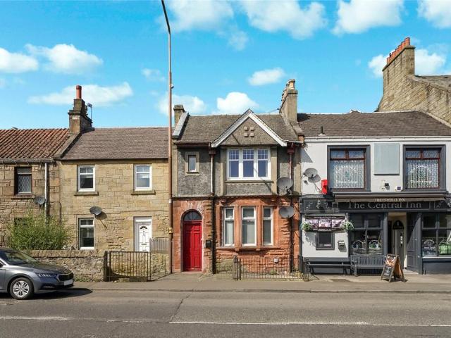 Flat for sale in West Calder, Scotland