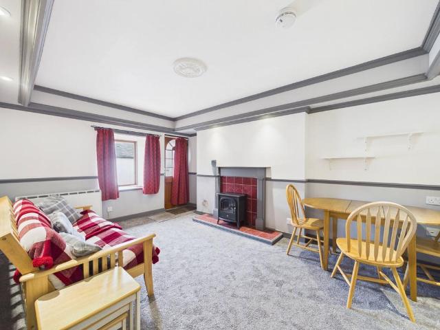 Flat for sale in Coupar Angus, Scotland