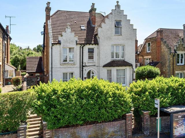 Flat for sale in Charlotteville, Westborough