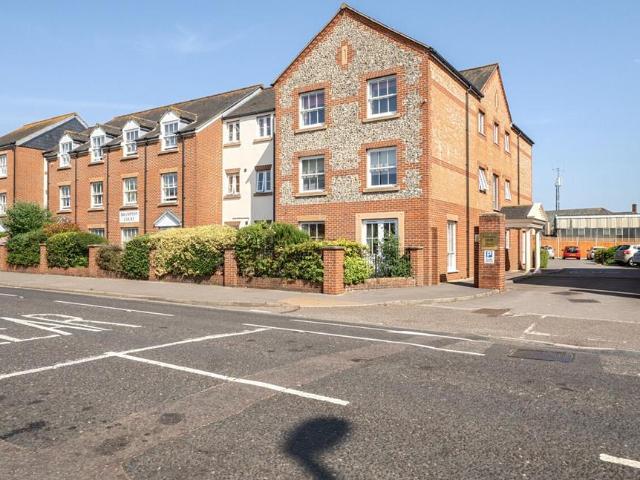 Flat for sale in Chichester, Littlecote