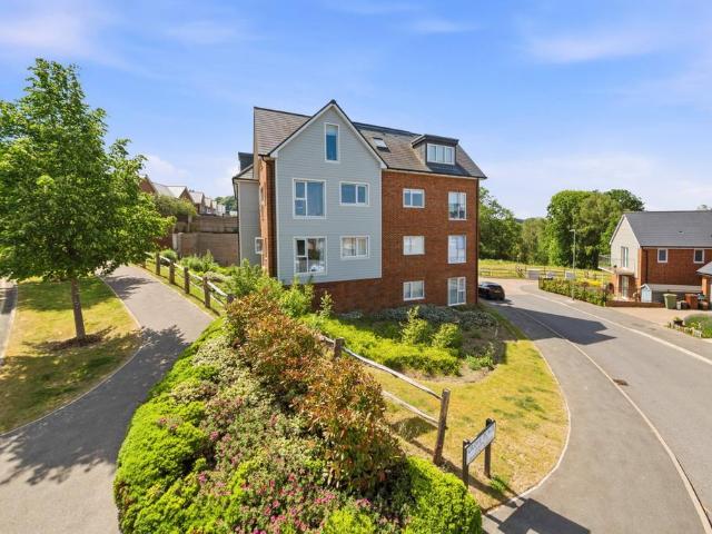 Flat for sale in Sherwood, Sandown Park