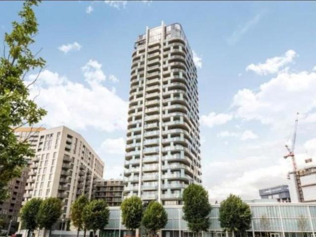 Flat for sale in London Borough of Lewisham, Ladywell