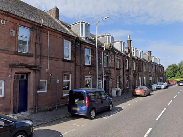 Flat for sale in Greenholm, Scotland