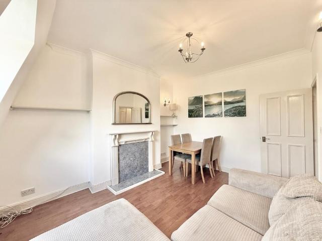 Flat for sale in Kensal Town, Maida Vale