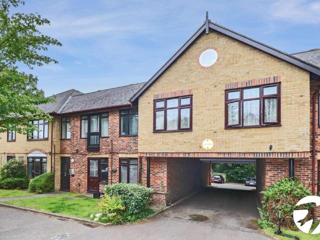 Flat for sale in Belvedere, Lessness Heath