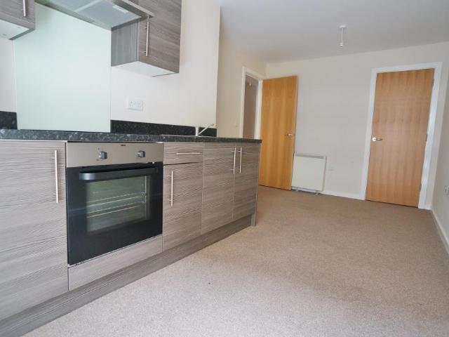 Flat for sale in Pontefract, West Yorkshire