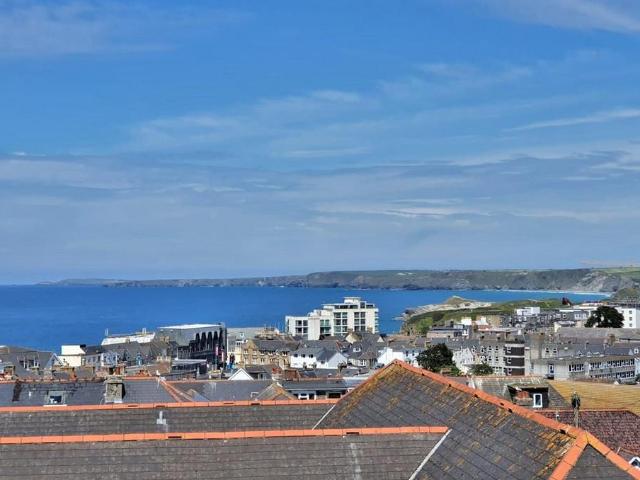 Flat for sale in Newquay, Cornwall