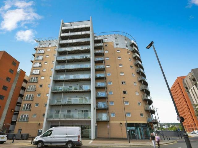 Flat for sale in City Centre, South Yorkshire