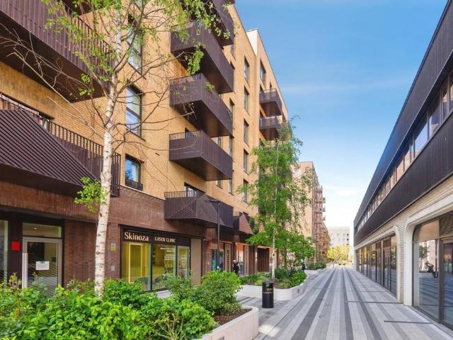 Flat for sale in Greater London