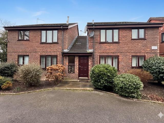 Flat for sale in Wilmslow