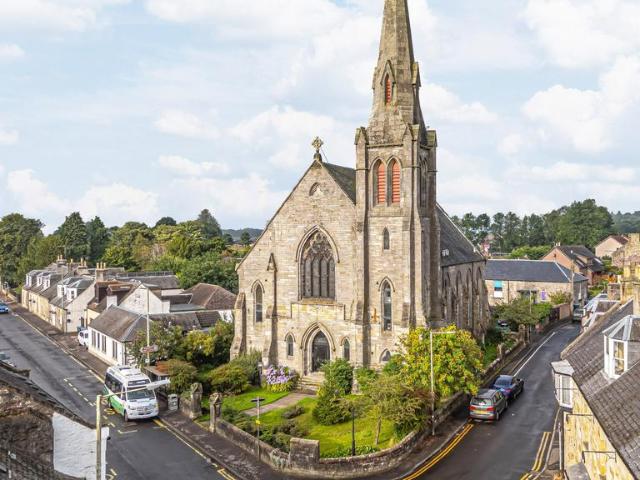 Flat for sale in Milnathort, Scotland