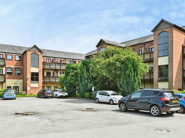 Flat for sale in Old Lenton, Haddon
