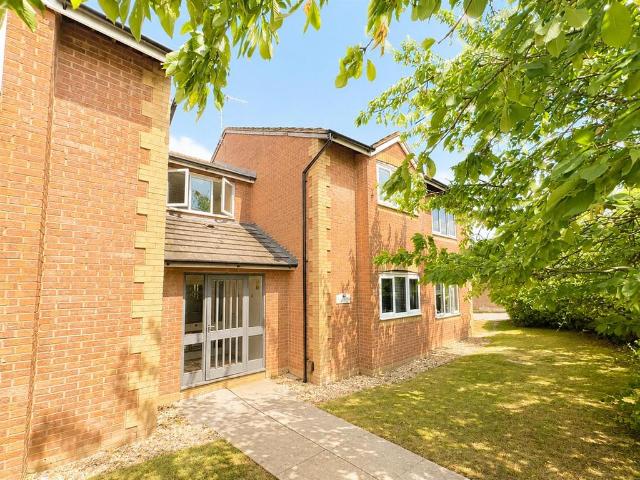 Flat for sale in Crookhill, Worcestershire