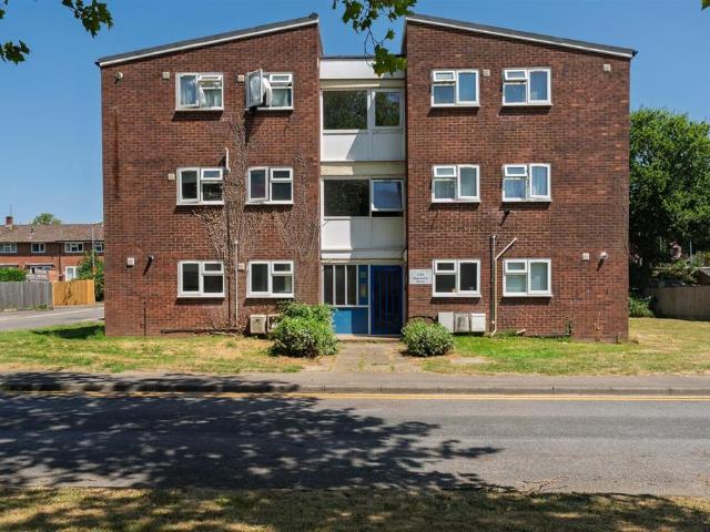 Flat for sale in Wales